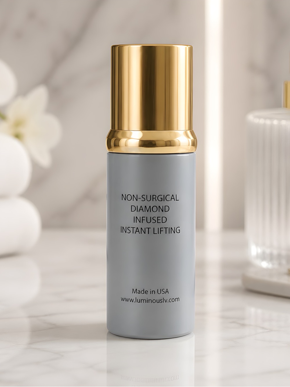 LuminousLV Non-Surgical Diamond Infused Instant Lifting - Picture 3 of 4